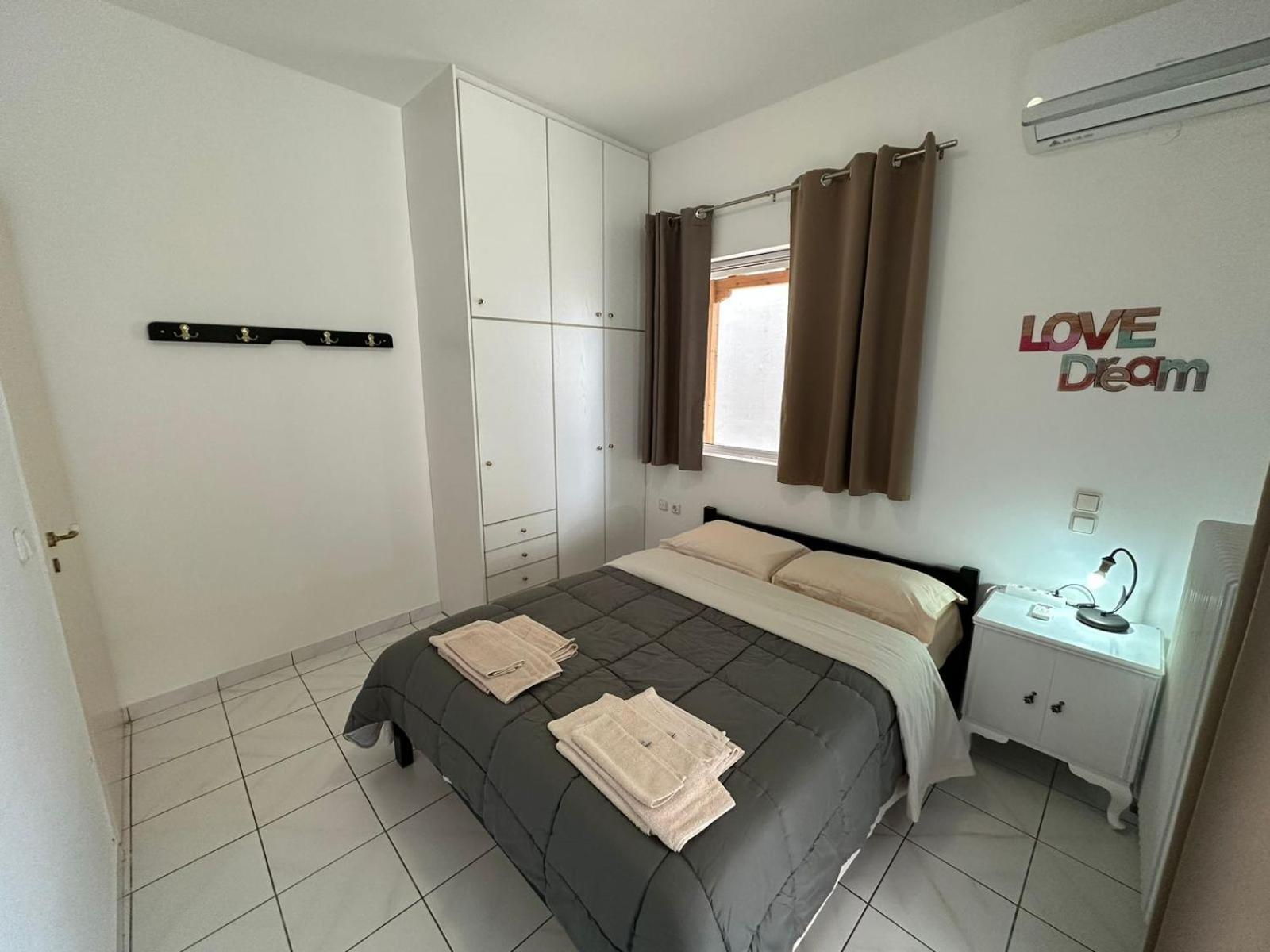 La Vita Apartments-Near Airport & Sea Αρτέμιδα Δωμάτιο φωτογραφία